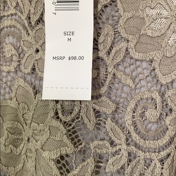 Tiana B. Lace dress - Picture 3 of 5